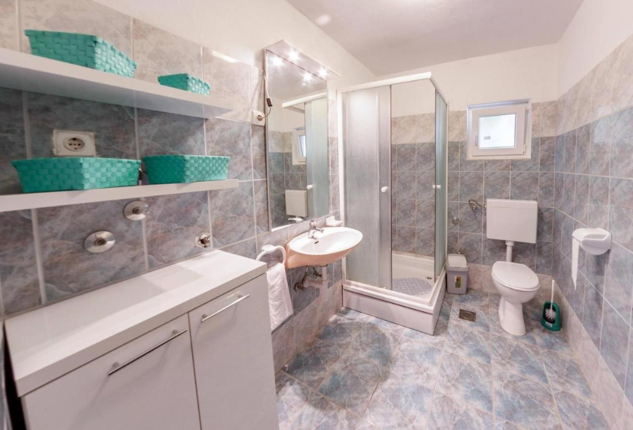Pag Marina Rooms & Apartment Zewnętrze zdjęcie
